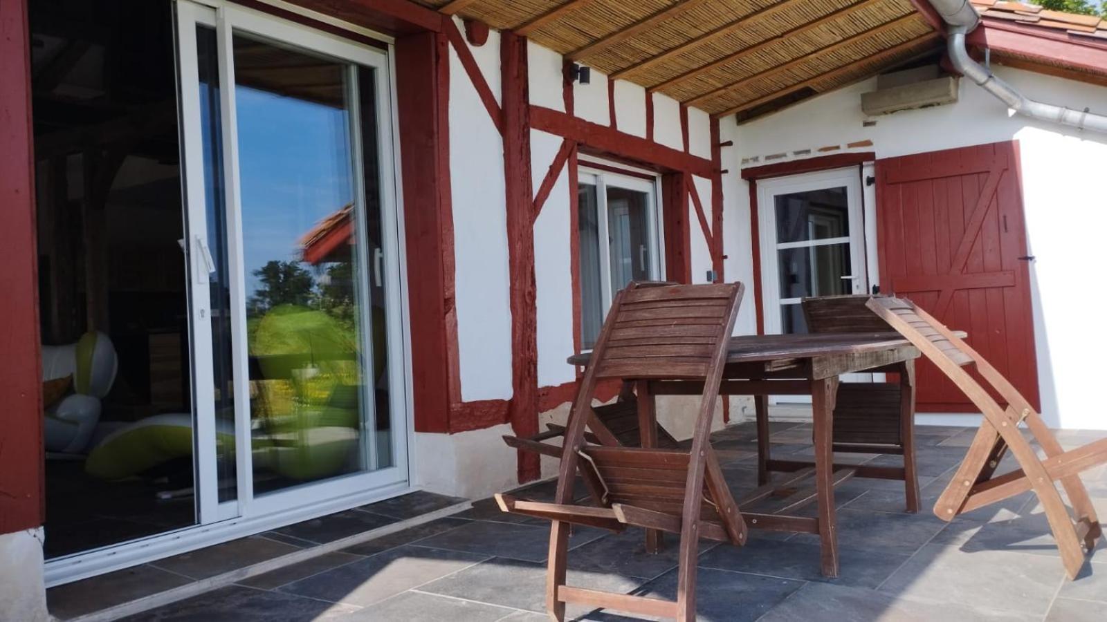 La Coquille Bed & Breakfast Pouillon Exterior photo